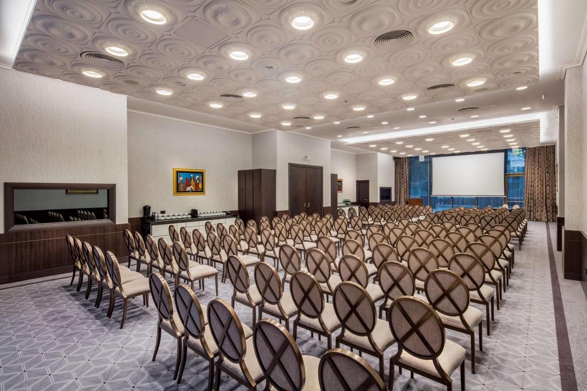 Hilton Podgorica Crna Gora Hotel Kültér fotó